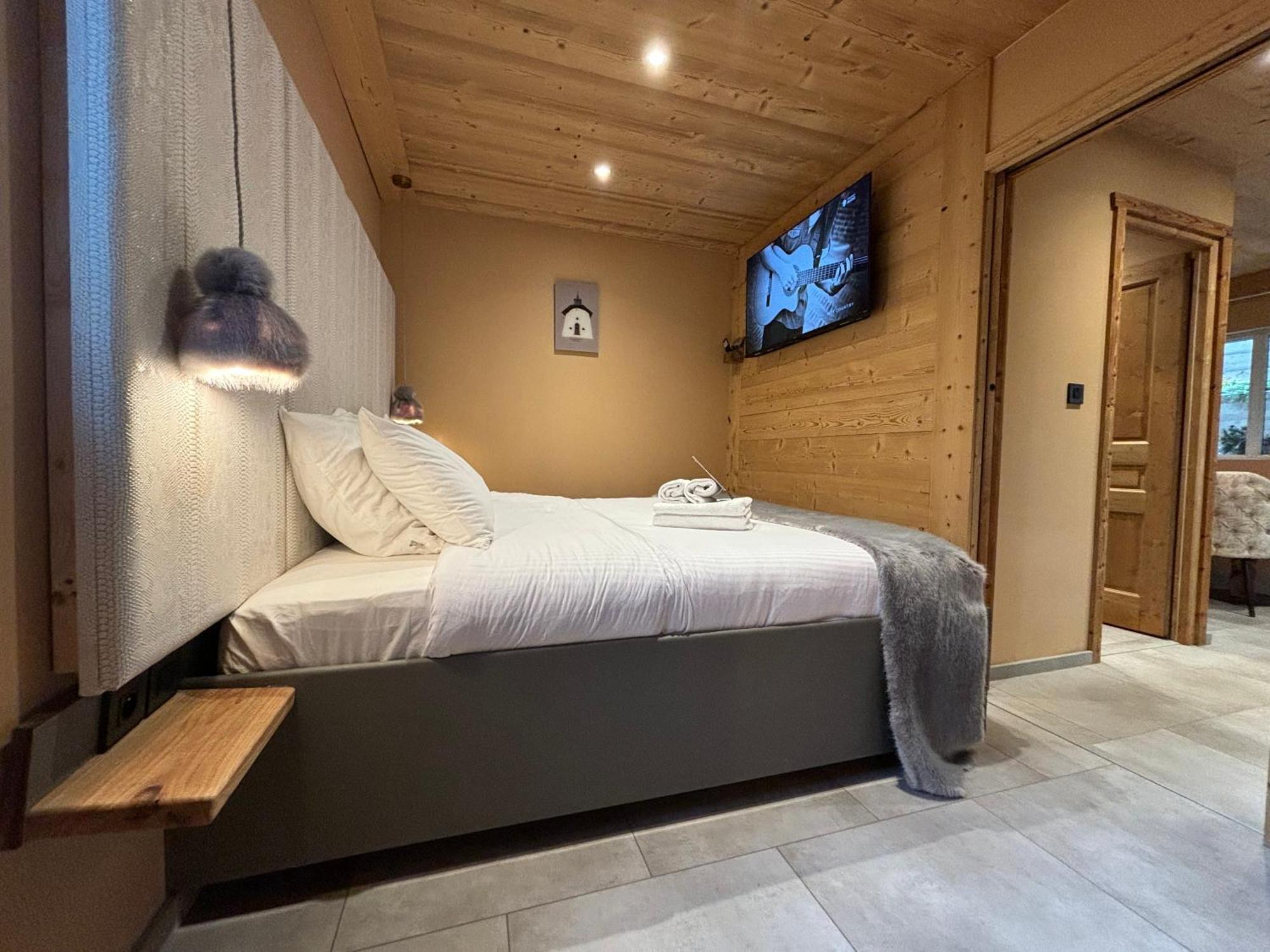 Les Secrets - Suites & Apartments มงทริองด์ ภายนอก รูปภาพ